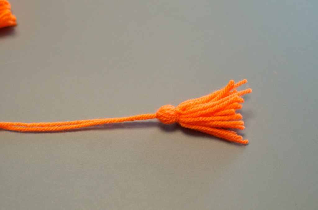 collier pompon (4)