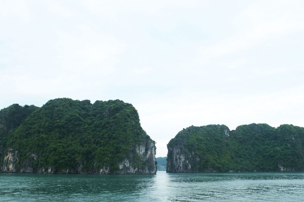 la-baie-dha-long-17